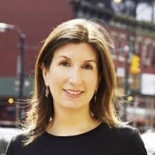 Sara Bliss's Instagram, Twitter & Facebook