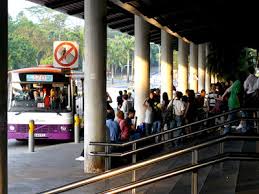 On average, there are 33 on this route. Singapore To Johor Bahru Jb Getting From Singapore To Johor Bahru Jb By Bus Taxi Limo And Private Transfers Singapore To Jb Malaysia Taxi Singapore