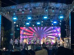 Presentación de nuestros compañeros: Erasto Avila Moreño