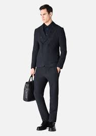 Indossare un abito armani trasmette immediatamente una cura e uno stile. Giacca Doppiopetto In Tessuto Goffrato Giacche Eleganti Uomo By Armani 1 Armani Uomo Giacca Elegante