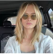 Anna Gard's Instagram, Twitter & Facebook