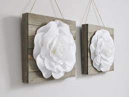 31 Charming And Modern Farmhouse Wall Art Ideas To Make A Statement Farmhouse Wall Art Farmhouse Wall Decor Flower Wall Decor