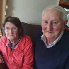 Francie & Mary Russell, Anglont,...