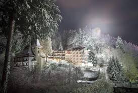 Отель dobru находится в 200 м. A Hotel Com Hotel Dobru Hotel SlÄnic Moldova Romania Price Reviews Booking Contact