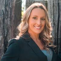 Kathryn Schuster's Instagram, Twitter & Facebook