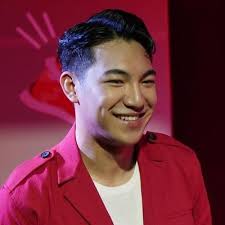 pyo (@inlovewitherain)