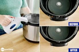 Having Trouble Cleaning Food Bits Out Of The Rim Of Your Instant Pot This Brilliant Instant Pot Cleaning Hack Ma In 2020 Diy Cleaning Wipes Cleaning Hacks Instant Pot