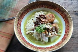 Yelah ayam ni kan cepat untuk di masak. Soto Ayam Di Hari Raya Kedua Azie Kitchen