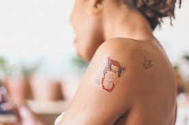 Harry released his debut solo single sign of the times on april 7, 2017.his eponymous debut album harry styles was released on may 12, 2017. Harry Styles Temporary Tattoos 4 Pack Faye Orlove