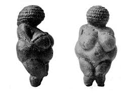 Media in category venus of willendorf the following 89 files are in this category, out of 89 total. Venus Von Willendorf Die Faszination Der Fast 30 000 Jahre Alten Figur