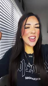 Desiree Webber's Instagram, Twitter & Facebook