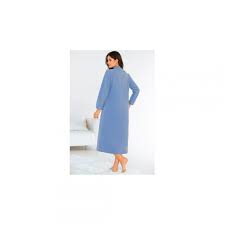 Les robes amples sont indispensables à toutes les femmes qui désirent embellir leur silhouette tout en restant très féminines ! Robe De Chambre Polaire Zippee Avec Broderie Femme Bleu Lavande 3 Suisses