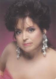 Grace Meek's Instagram, Twitter & Facebook