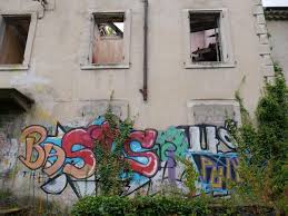 Viviers est l'ancienne capitale de la province du vivarais. Les Petits Dromois Retour Dans Le Passe A La Cite Blanche