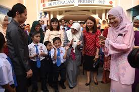 Dahulunya dikenali sebagai sk putrajaya (2) adalah merupakan antara sekolah yang terawal di putrajaya dan salah sebuah sekolah bestari (smart school) di malaysia; Dr Wan Azizah Ismail On Twitter Pagi Ini Saya Mengadakan Tinjauan Program Pendidikan Khas Integrasi Ppki Dan Pendidikan Inklusif Di Sekolah Kebangsaan Putrajaya Presint 9 2 Saya Turut Mengambil Kesempatan Untuk Menyampaikan