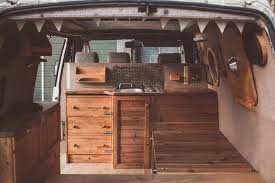 The Rolling Home Architecture Design Voyage 29 Camper Amenagement Camionette Amenagement T5