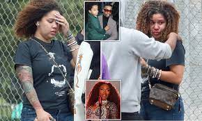 EXCLUSIVE: Mother of Tory Lanez's six-year-old-son is seen sobbing outside  court after rapper is jailed for 10 years for shooting Megan Thee Stallion  in the feet | Daily Mail Online