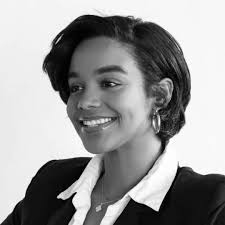 What are you Disney World hacks? Not the usual suspects of bringing a  poncho or start by going left instead of right because people tend to go  right to start their day