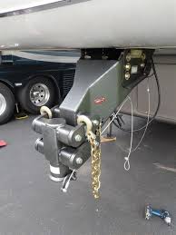 We also offer gooseneck hitches that can quickly and easily be dropped into standard 5th wheel base rails. What Is A Gooseneck Pin Box For 5th Wheel Rvs Mortons On The Move