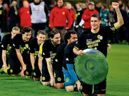 Details zu borussia dortmund trikot xl sondertrikot deutscher meister 2012 bvb 09 kappa neu originalangebot aufrufen. Borussia Dortmund And Emulating Bundesliga Success In The Champions League