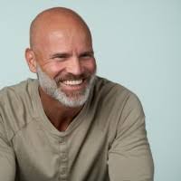 500+ "Piette" profiles