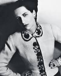 Extravagant ideas that helped redefine american women and 20th century. Og Influencer Diana Vreeland Lives On In New Fragrance