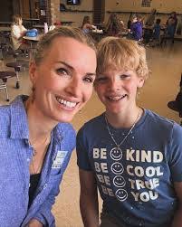 Anna Greenwald's Instagram, Twitter & Facebook