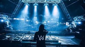 Temukan lagu terbaru favoritmu hanya di lagu 123 stafaband planetlagu. Download Mp3 Lily Alan Walker Featuring K 391 Emelie Hollow Kumpulan Lagu Edm Terbaru 2019 Tribun Jatim