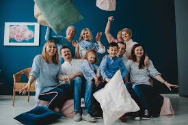 Frate, multe gagici cred că arhitecţii sunt atrăgători. 170 Citate Despre Familie È™i Copil Celebre È™i Din Biblie In EnglezÄƒ