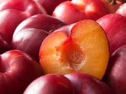 16 Manfaat Buah Plum Untuk Kesehatan Tubuh