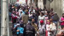 En barranquilla, autoridades intervinieron más de 1.400 fiestas clandestinas podrían venir restricciones más estrictas en todo el país si continúa la indisciplina social: La Indisciplina Social Es Un Problema Para El Control De La Pandemia En Ecuador Cnn Video