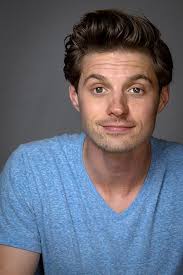 Memoirs of a Gas Station: A Delightfully Awkward Journey Across the Alaskan  Tundra: Neumann, Sam: 9781477649923: Amazon.com: Books