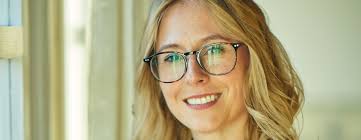 Eva Karg, Hoteldirektorin des Seaside Sandy Beach