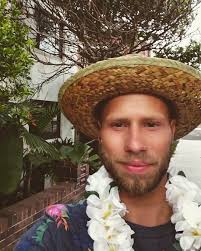 Hello Everyone, Let me introduce myself: I'm Jade, I'm from France, and I'm  25 years old. I'll be coming to Sydney at the end of January 2026 and  staying for two weeks.