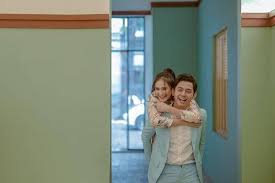 Di usia pernikahan kami saat ini, kami dikaruniai 3 malaikat kecil yang menyempurnakan perjalanan rumah tangga kami, tuturnya. Calon Bayi Sebentar Lagi Lahir Miqdad Addausy Belajar Jadi Suami Siaga Cumicumi Com Line Today