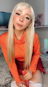 Waifu Mia - OF Riding A Huge Dildo