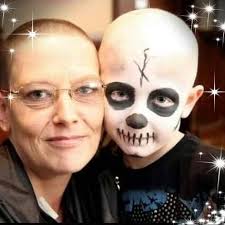 Hello. Can someone come look at a Beko 8wash 5dry washer dryer please. It's  stuck in rinse mode. Got washing in and water. Just spins. Doesn't drain  anything. If someone could let