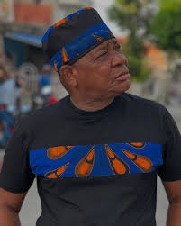 Ama a tu familia, trabaja muy duro, vive tu pasión».