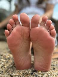 Photo posted by ✨🦋 Poppy James 🦋✨ (@diet__marshmallow)