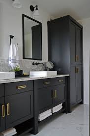 Bathroom ideas with black hardware. Jaclyn Peters Design Black And White Bathroom Cambria Quartz Summerhill Brass Hardware Black Faucet School Bathroom Inspiration Bathroom Design House Bathroom