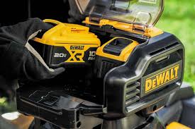 You need power tool batteries you can rely on. Dewalt 20v Cordless Lawn Mower Gen2 With 10ah Batteries Ptr