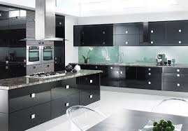 للأناقة عنوان الخليجيون للمطابخ م محمد الجوهرى Modern Black Kitchen Black Kitchen Cabinets Kitchen Inspiration Design