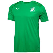 Gib in der maske einfach name und nummer deines stars ein, oder lasse dir dein elfenbeinküste shirt individuell bedrucken, mit name und nummer nach wahl. Elfenbeinkuste Fussball Trikot Away 2014 15 Puma Sportingplus Passion For Sport