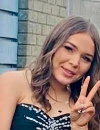 Courtney Sanford died in a car crash while posting one last update