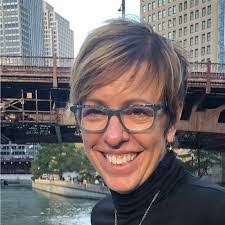 Betsy Leonard's Instagram, Twitter & Facebook