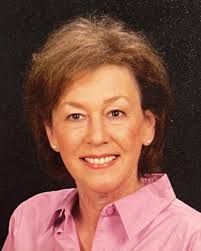 Elisabeth Joyner's Instagram, Twitter & Facebook