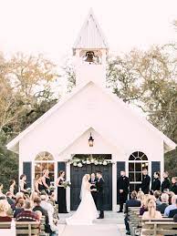 Beneath The Oaks Wedding Venue Texas White And Navy Wedding Chapel Small White Wedding Chape Small Church Weddings Wedding Venues Texas Rustic Wedding Venues