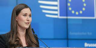 Finland ämnar bli världens första klimatneutrala välfärdssamhälle. Finland Pm Sanna Marin Backlash For Posing Topless In A Blazer