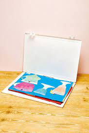 子どもの賞状や絵画作品って ちゃんととっておきたいけど いい感じに収納するのはなかなか難しいですよね キャンドゥのケースならキレイに収納できちゃいます パズル 収納 子供 作品 収納 キャンドゥ