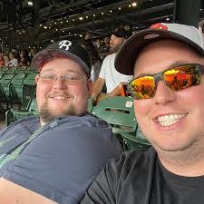 Katelyn Brady's Instagram, Twitter & Facebook